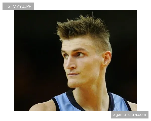 安德烈·基里连科挡拆中转变防守角色提升球队防守效率